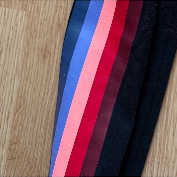 PINK Victoria’s Secret Yoga Leggings Black High Waist Rainbow Stripe Side Panel - Picture 3 of 4